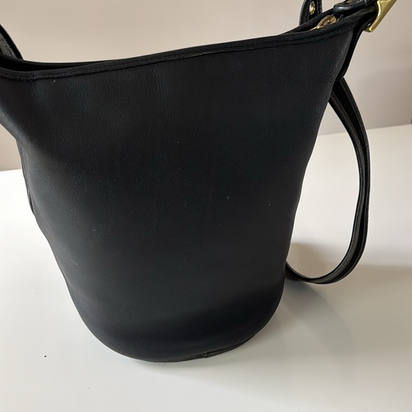 Coach | Vintage Helen’s Legacy #9953 in Black - Picture 5 of 11